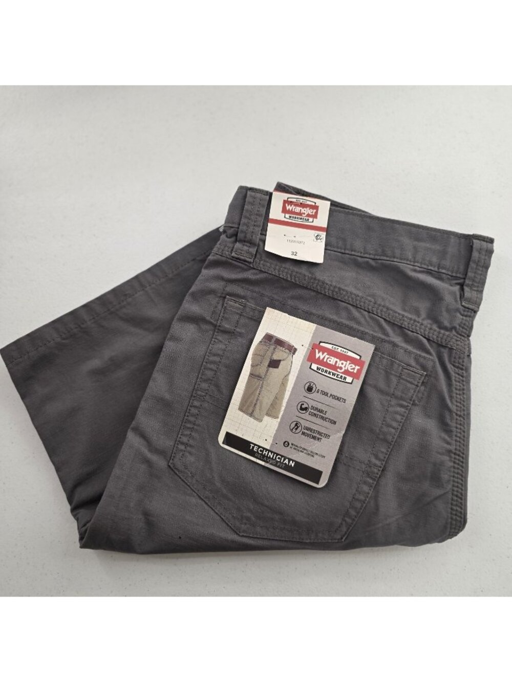 Wrangler WorkWear Technician Black Short Size 32 6 Tool Pockets NWT